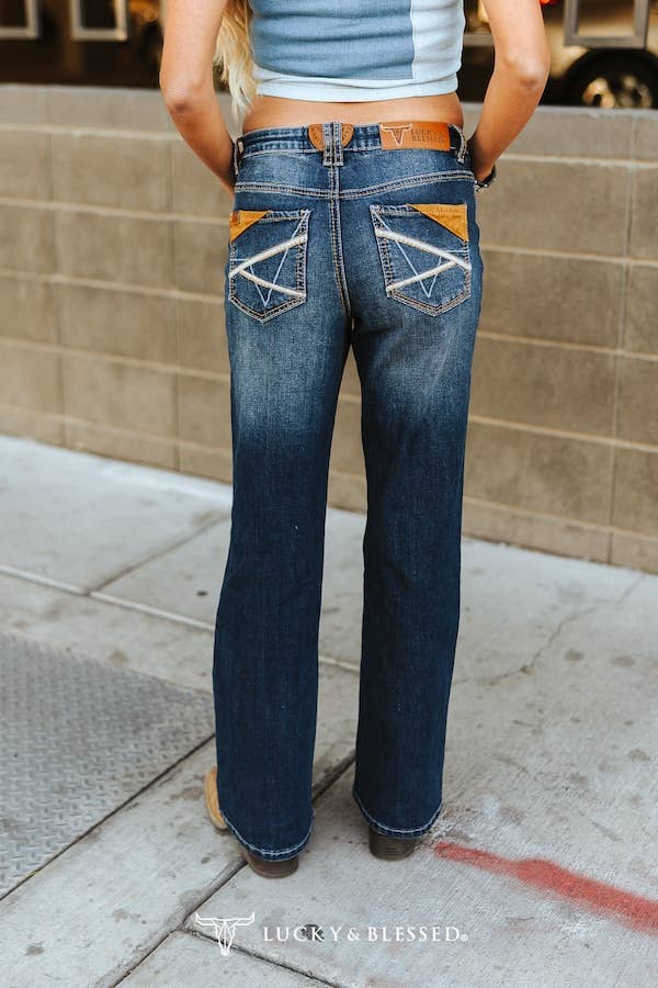 LUCKY & BLESSED - Dark Wash Mid Rise Stretch Denim Bootcut Jeans (33 in)